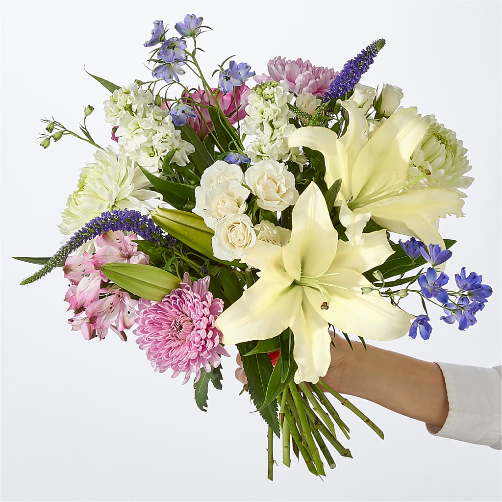 Winter Celebration Bouquet – FRY'S, Tolleson AZ