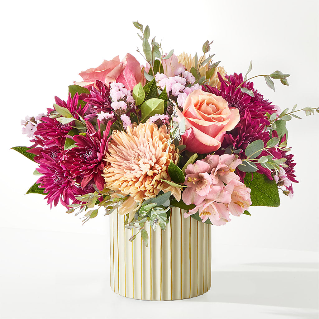 Berry Cobbler Bouquet with Ivory Vase – FRY'S, Tolleson AZ